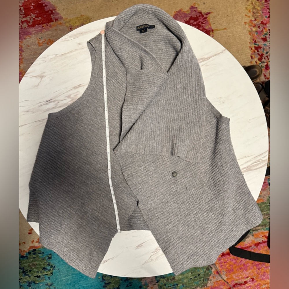 Pendleton Gray Textured Knit Vest